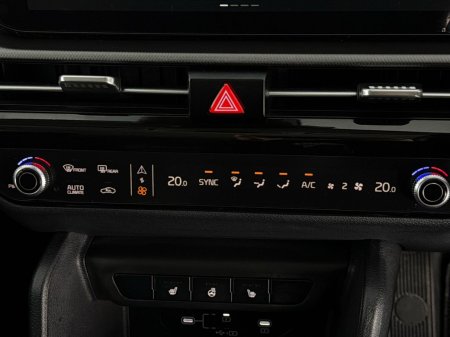 2025 Kia Sportage - photo 28