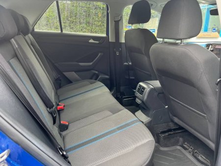 2021 Volkswagen T-Roc - photo 8