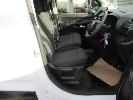 2025 Citroen Berlingo - photo 3