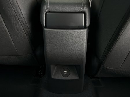 2027 Kia Stonic - photo 38