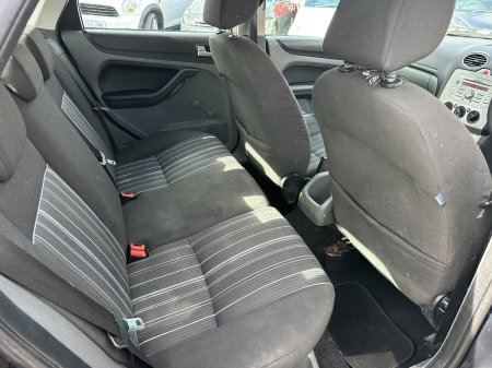 2009 Ford Focus - photo 26