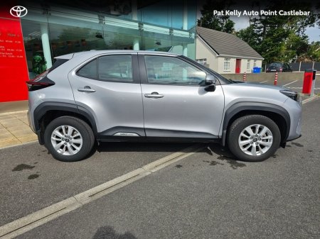 2024 Toyota Yaris Cross - photo 3