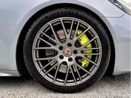 2023 Porsche Panamera - photo 13