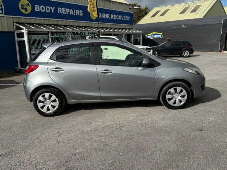 2013 Mazda Demio - photo 5