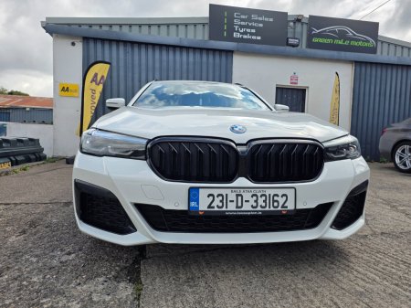 2023 BMW 5-Series - photo 2