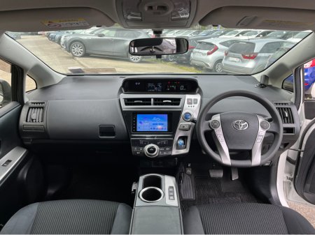 2015 Toyota Prius - photo 15
