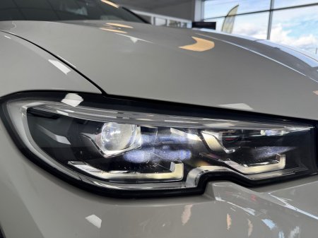 2021 BMW 3-Series - photo 21