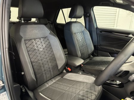 2023 Volkswagen T-Roc - photo 23