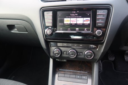 2016 Skoda Octavia - photo 17