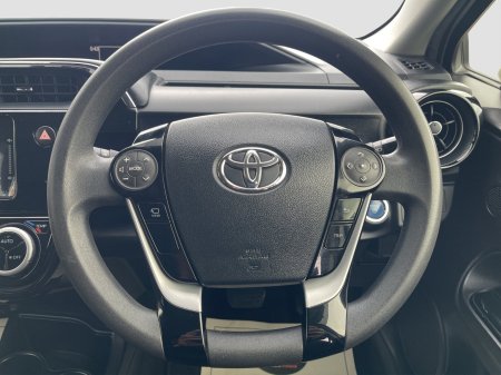 2021 Toyota Aqua - photo 15