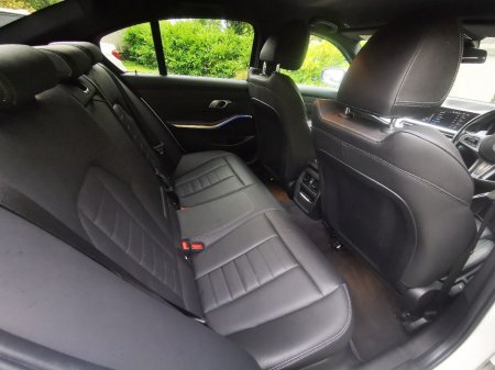 2021 BMW 3-Series - photo 24