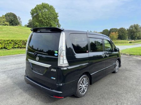 2015 Nissan Serena - photo 13