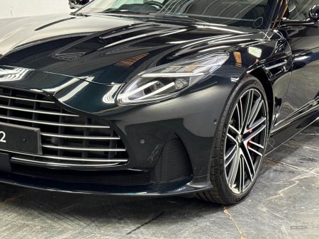 2025 Aston Martin DB12 - photo 38