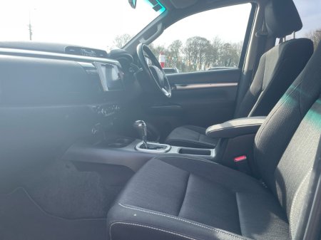 2020 Toyota Hilux - photo 6