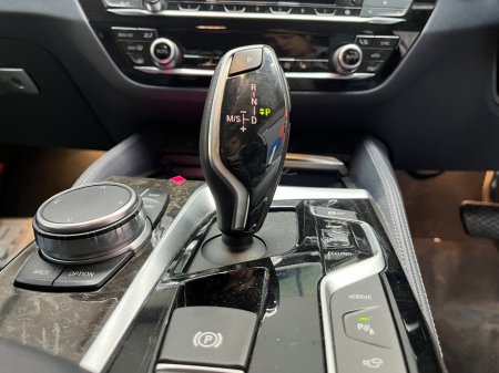 2018 BMW 5-Series - photo 9