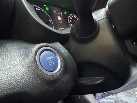 2021 Toyota Yaris - photo 11