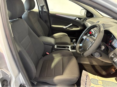 2012 Ford Mondeo - photo 3