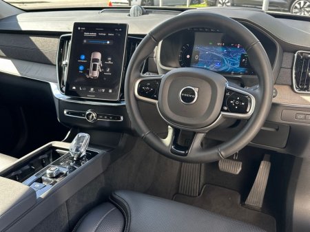 2025 Volvo XC90 - photo 13