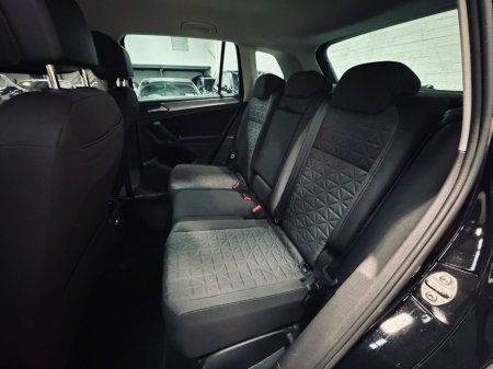 2023 Volkswagen Tiguan - photo 13