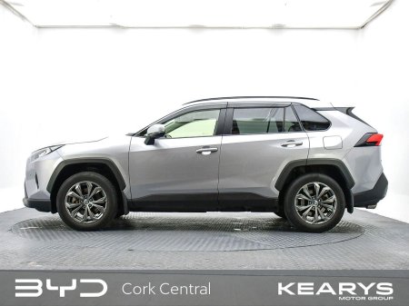 2024 Toyota RAV4 - photo 3