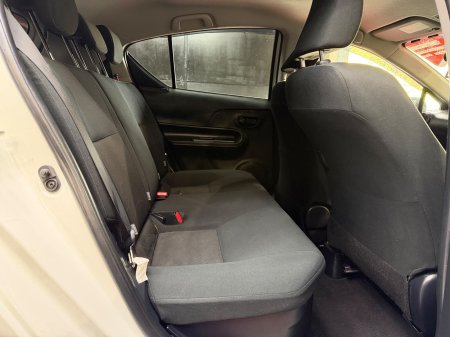 2019 Toyota Aqua - photo 23