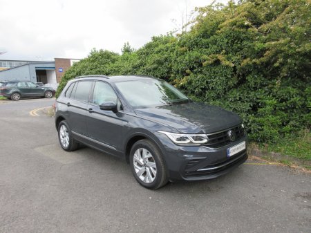 2022 Volkswagen Tiguan - photo 28