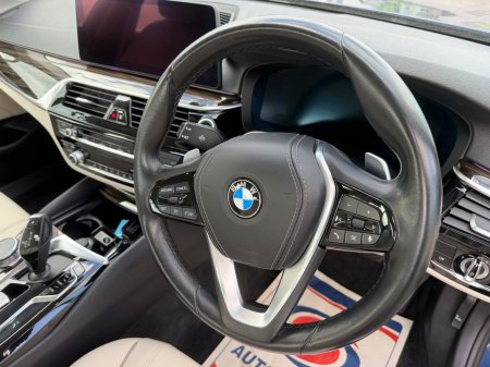 2021 BMW 5-Series - photo 11