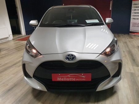 2021 Toyota Yaris - photo 9