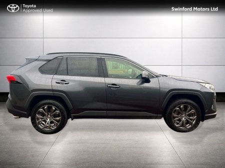 2022 Toyota RAV4 - photo 3