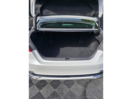2018 Toyota Camry - photo 19