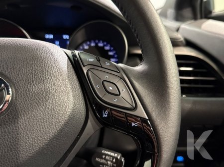 2021 Toyota C-HR - photo 17
