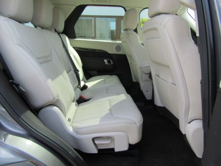 2018 Land Rover Discovery - photo 19