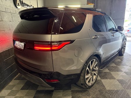 2024 Land Rover Discovery - photo 3