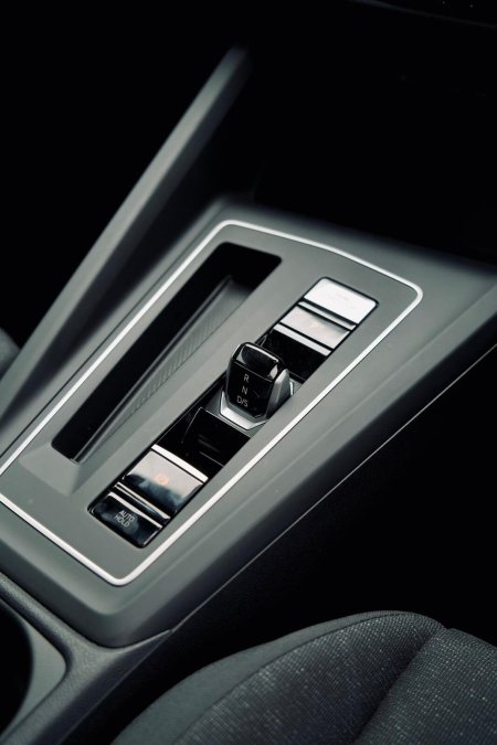 2023 Volkswagen Golf - photo 10