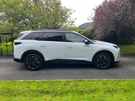 2025 Peugeot 5008 - photo 2