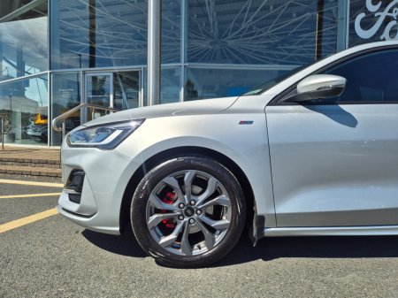 2023 Ford Focus - photo 7