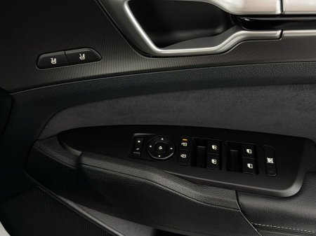 2025 Kia Sportage - photo 35