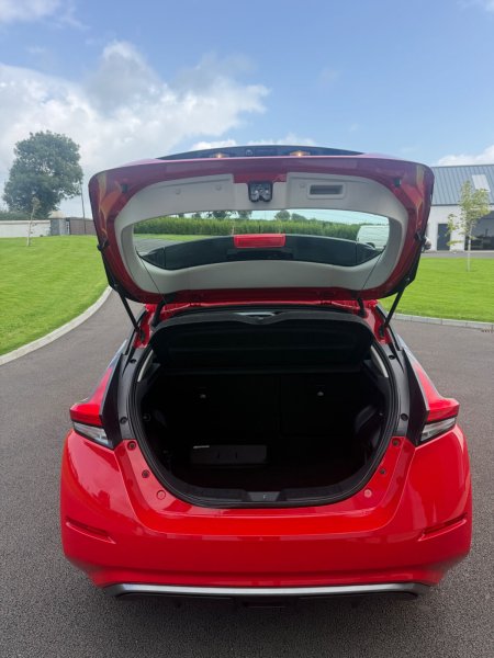2022 Nissan Leaf - photo 6