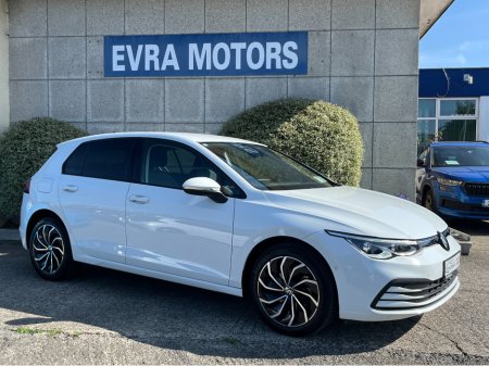 2023 Volkswagen Golf - photo 3