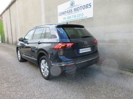 2022 Volkswagen Tiguan - photo 4