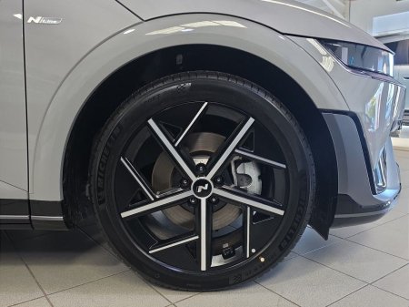 2027 Hyundai IONIQ 5 - photo 6