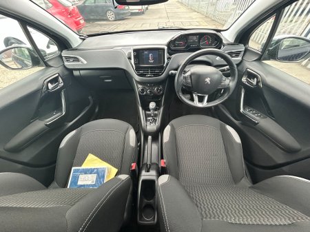 2016 Peugeot 208 - photo 9