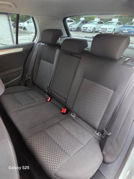 2011 Volkswagen Golf - photo 24