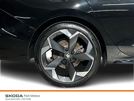 2025 Skoda Superb - photo 9