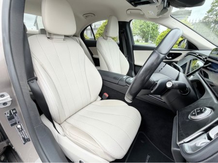 2025 Mercedes-Benz E-Class - photo 11