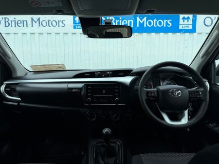 2022 Toyota Hilux - photo 7