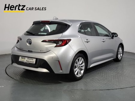 2023 Toyota Corolla - photo 3