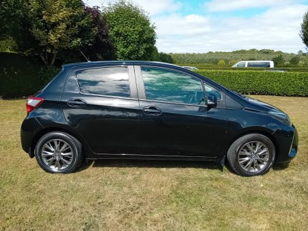 2020 Toyota Yaris - photo 3