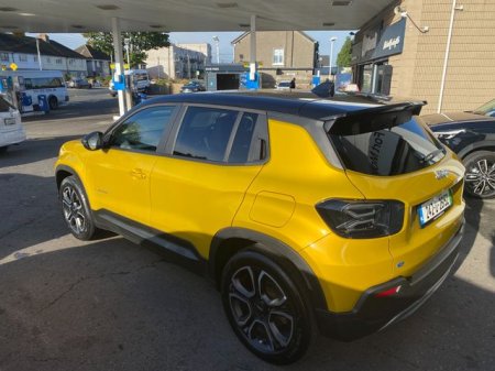 2024 Jeep Avenger - photo 14