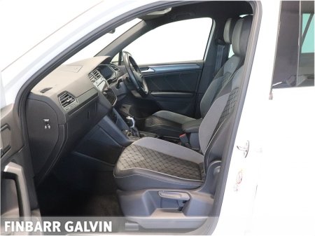 2023 Volkswagen Tiguan - photo 10